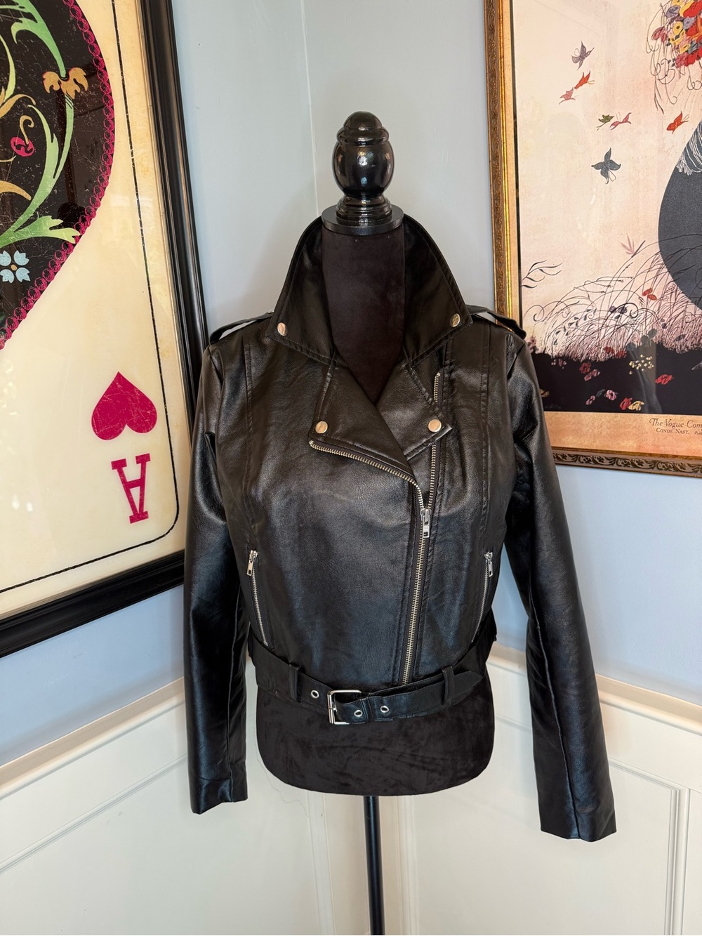 Unique Vintage Cropped Black Vegan Leather Biker Motorcycle Jacket Sz L